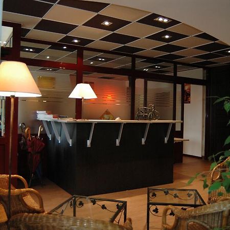 Hotel De Bourgogne La Clayette Екстериор снимка