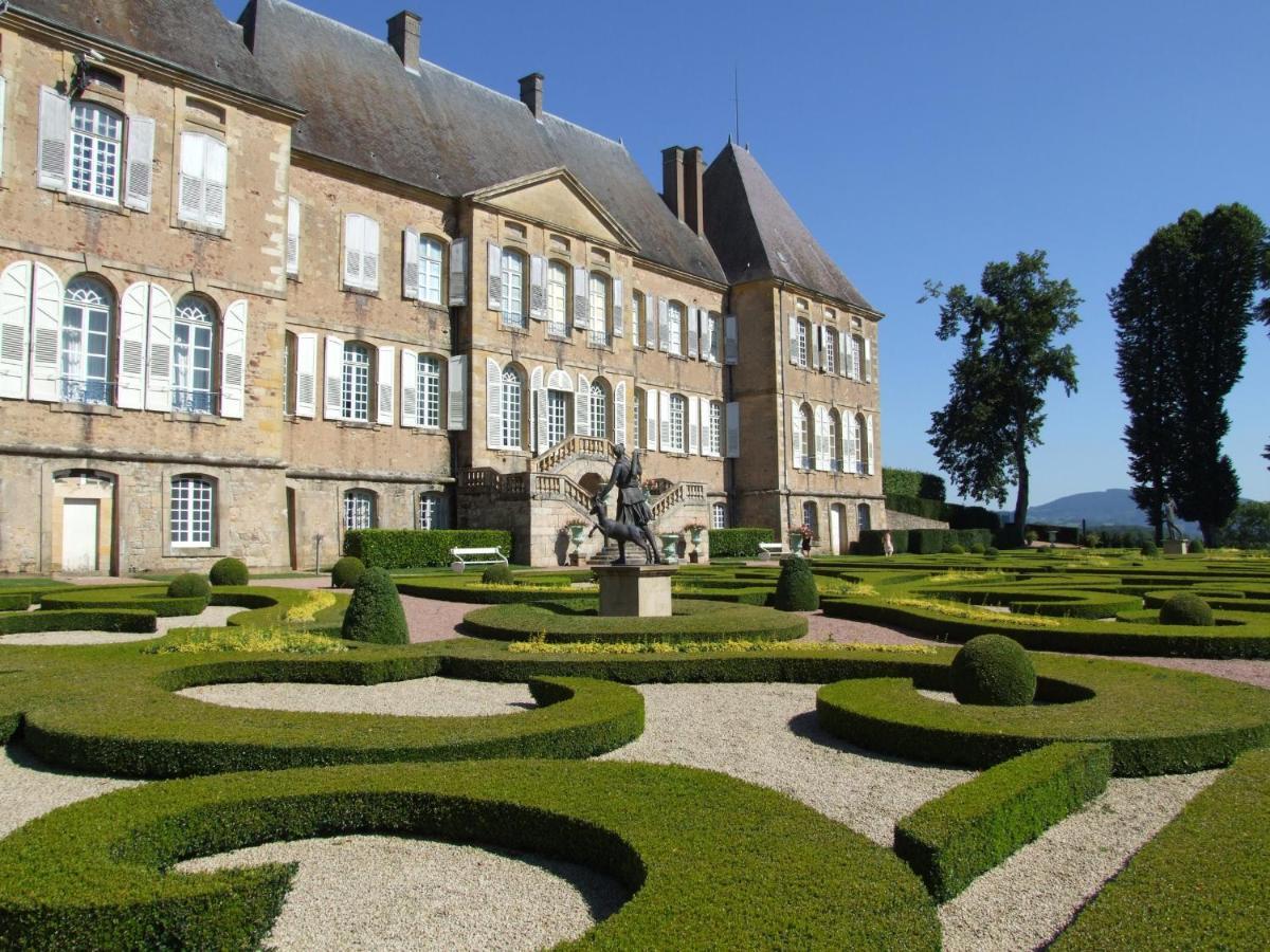 Hotel De Bourgogne La Clayette Екстериор снимка