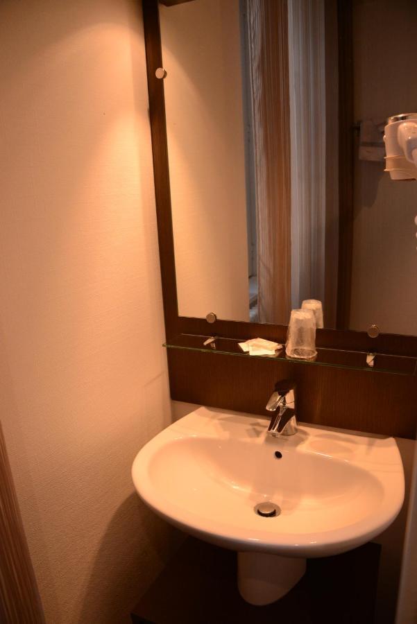 Hotel De Bourgogne La Clayette Екстериор снимка